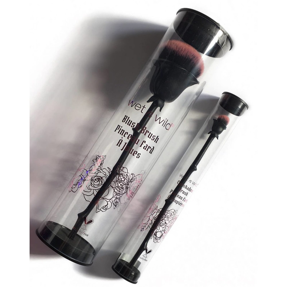 Wet n Wild Rebel Rose Brush Set